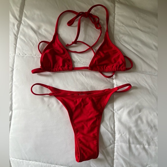 Bikini Set - Picture 3 of 5